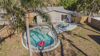 Cozy 3BR Clearwater Home w Private Pool & Backyard Oasis - 9