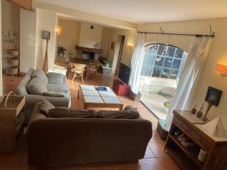 Casa familiar entre olivos, con patio y barbacoa - Castalla - 2