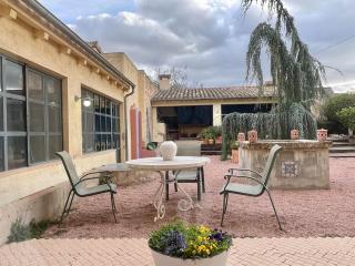 Casa familiar entre olivos, con patio y barbacoa - Castalla - 7