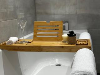 Holdsworth House Apartments - 1