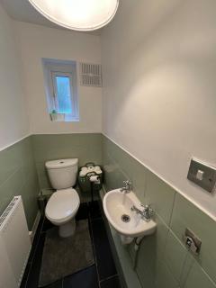 Spacious Maisonette in Lovely south London Zone 2 - 3