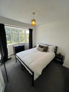 Cozy house near BHX and NEC - 1