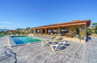 Bravaholidays-625-Silence - 0