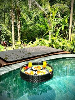 Brandnew Bamboo Jungle Villa near Ubud - 4