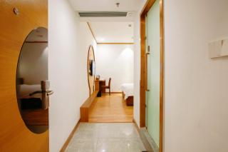 Dongchuan Boutique Hotel Beijing Road Pedestrian Street Martyrs Park Subway Station - 6