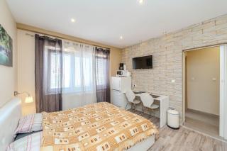Apartments Tomo - 1