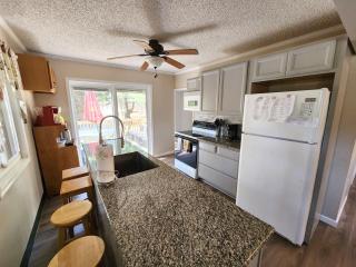Saltbox Lodge - Game Room - Fireplace and Deck - 5