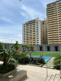 Staycation Lakefront Acacia - Manila - 4