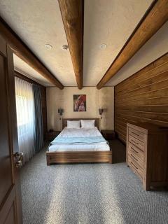 Turiyske Podvir'ya - 5