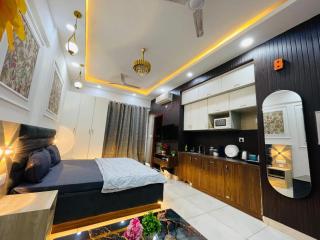 Couples Friendly Flat in Noida - 3