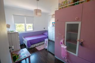 casa con pileta climatizada - 3