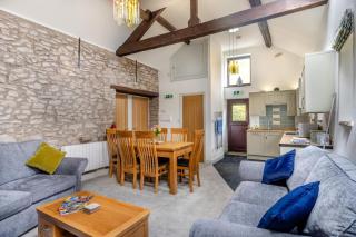 3 Bed in Earl Sterndale oc-h29624 - 9