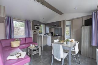 Cottage 5p 2Bdrms - 1