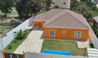 Beach Bliss - 3BR En-Suite Coastal Escape - 3