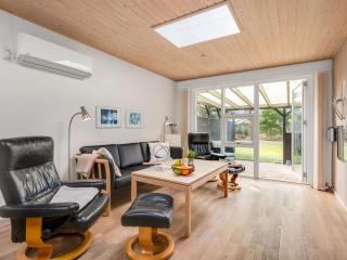 Holiday Home Ragnborg - 900m from the sea by Interhome - 5