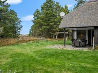 Holiday Home Dix - 900m from the sea by Interhome - 8