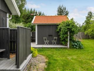 Holiday Home Thine - 800m from the sea by Interhome - 5