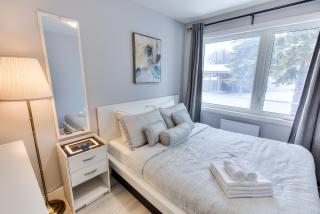 Family friendly house with free parking - 4