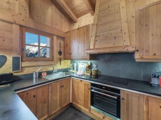 Chalet familial luxe avec sauna et jacuzzi, 12 pers, Courchevel - FR-1-562-54 - 1