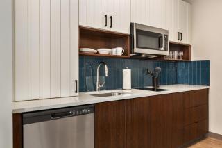Staybridge Suites Rockford by IHG - 7