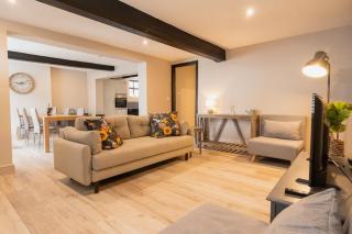 Stylish & modern terraced home Sleeps up to 11 - 6