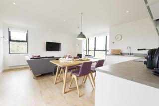 Highland - 2 Bed Luxury Apartment - 0
