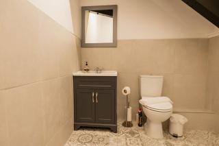 Well Decorated Home Charming Village Location - 3