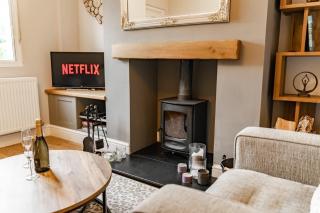 Charming Cottage close to Chester Garden Parking - 8