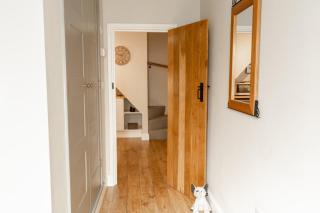 Charming Cottage close to Chester Garden Parking - 3