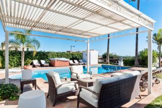 ViVi Homes - Casa Blanca - private pool - big garden - jacuzzi - terras - 3
