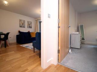 Apartment Zentrale Wohnung Bristol- 2 Betten- Balkon- Wi-Fi by Interhome - 1