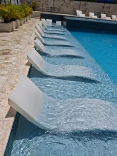 Acceso Privado A La Playa Justo Detrás - Piscina, Jacuzzi, Gazebos, Area De BBQ, Ducha De Exterior, Baños, Wifi, Netflix, Parqueo, Seguridad y Control de Acceso las 24 Horas - 2