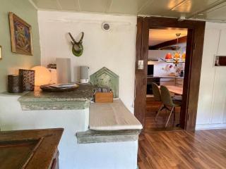 Holiday Home Chalet-Hausteil mit Garten im Dorfkern by Interhome - 4