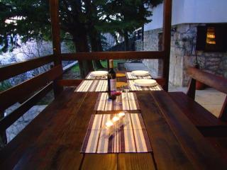 Holiday Home mit Pool in Lukovo Sugarje by Interhome - 1