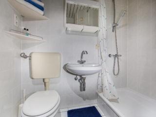 Apartment Wohnung in Pjescana Uvala mit Großer Terrasse by Interhome - 7