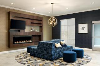 Hyatt Select St Louis Airport - 7