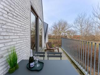 Apartment West Bay with parking & balcony by Interhome - 8