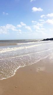 2-bed caravan sleeping up to 5 on the popular California Cliffs Holiday Park CHPC1 - 9