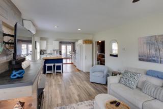 Near Pine Knob, Lakes & Trails! Ortonville Getaway - 3