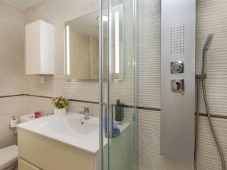 Apartment Ciudad Jardin I by Interhome - 6