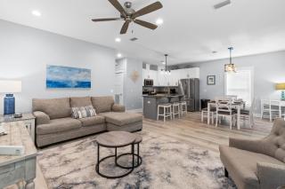 Pet Friendly Beach House - The Turtle Nest - 6