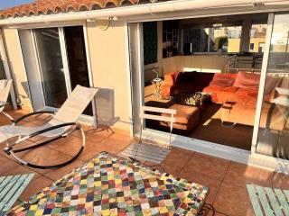 Le Phare - Duplex Vue Port et Canaux - 1