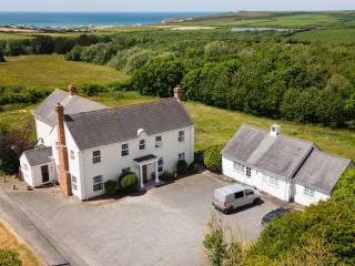 4 Spacious Cornish Cottages near Bude - Sleeps 25 - 7