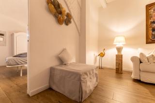 Campo dei Fiori Historic Apartment - Rome - 3