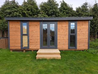 Rent My Spa Home with swimming pool, hottub and sauna - 7