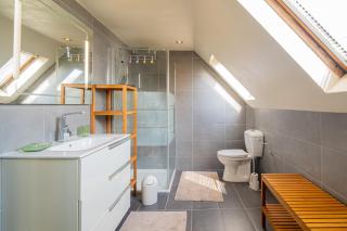 Paisible havre de paix sur 2 étages avec jardin - 4