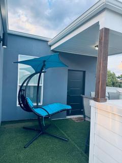 Downtown Dallas 3BR Rooftop Retreat with PS5 and Home Gym - 6