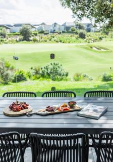 Signature Green at Magenta - 9