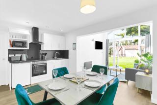 Lovely 2BR Holiday Chalet Near Sidmouth - Sleeps 6 - 9