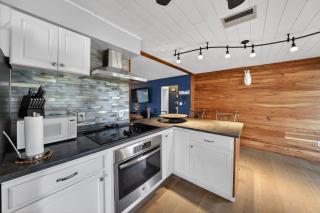 The Lake Home - PET FRIENDLY! A Beautiful Oasis In The Heart Of Florida! home - 1